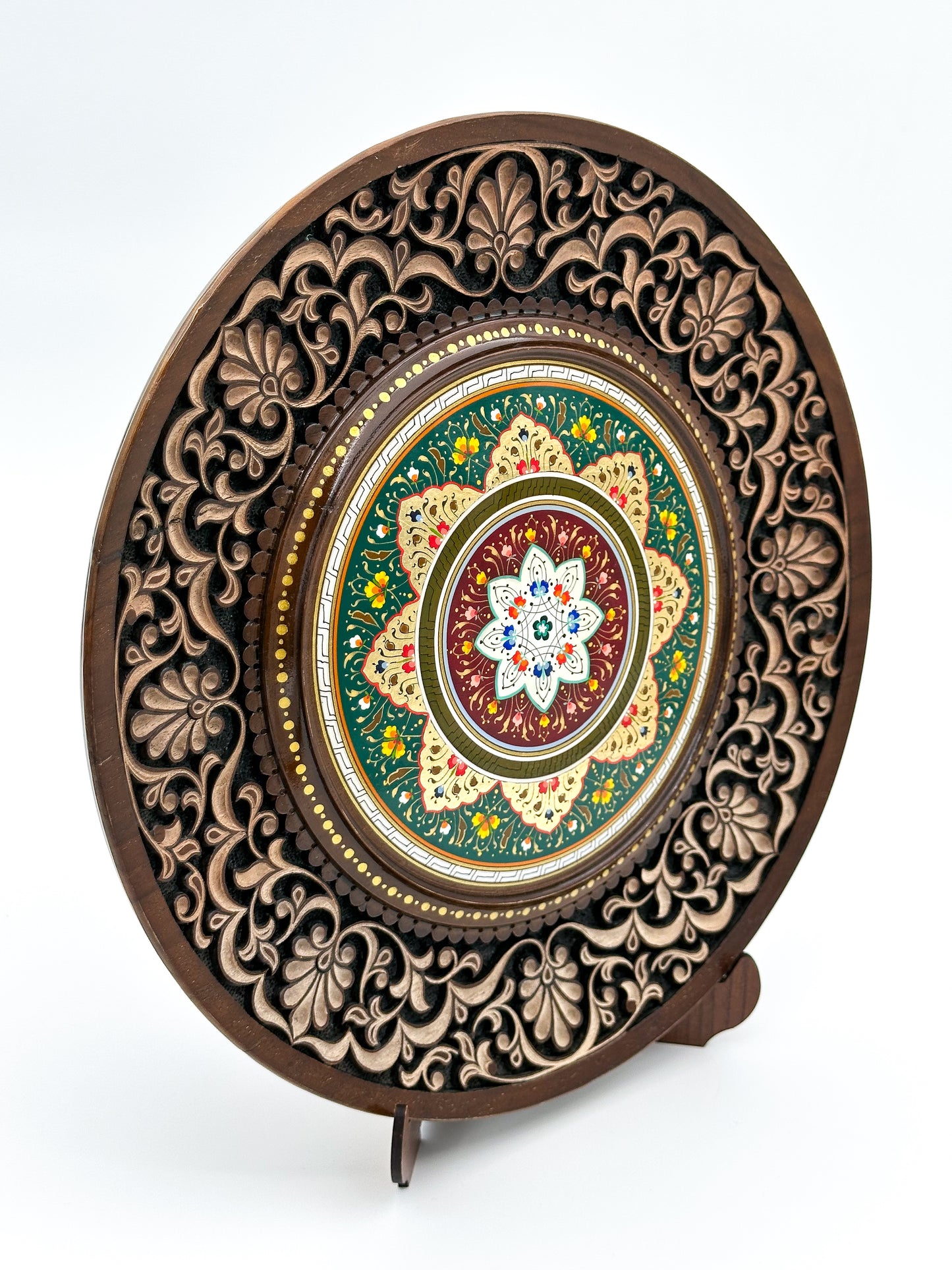 Ornate Floral Harmony Wall Plate