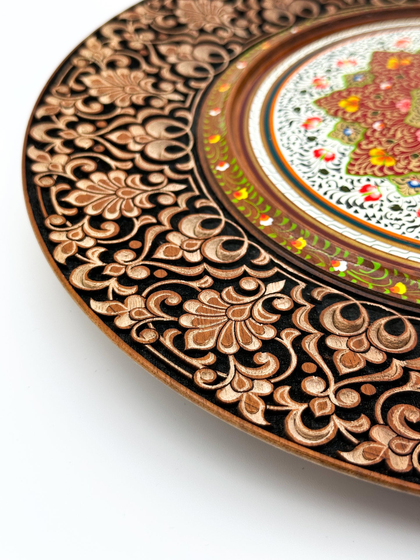 Golden Radiance Wall Plate